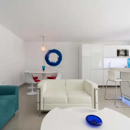 شقة Grand De Luxe Avec Patio San Bartolomé
