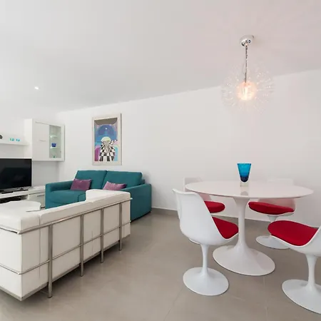 Grand De Luxe Avec Patio